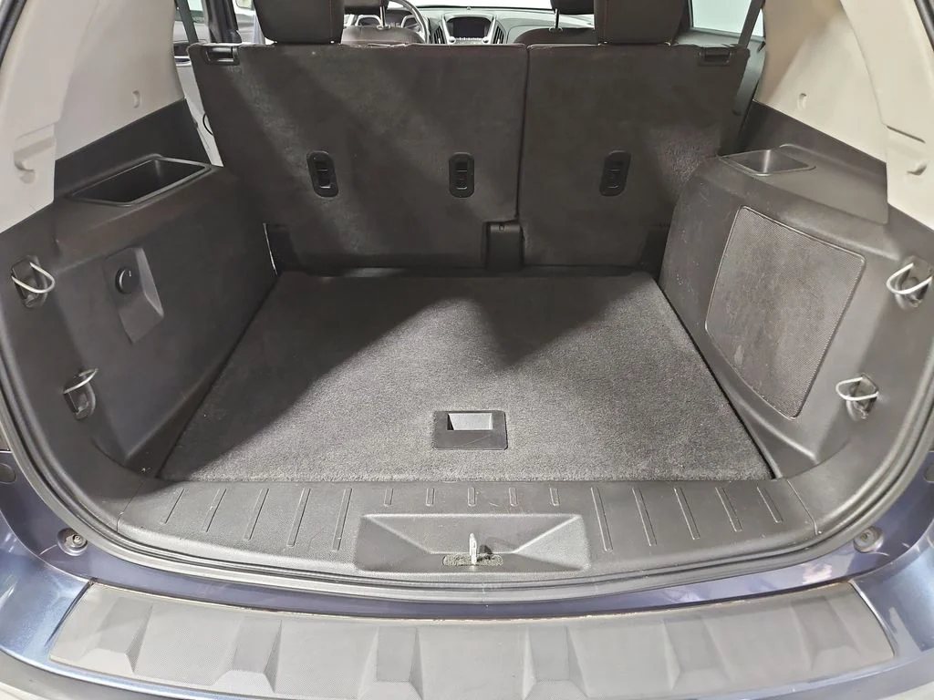 Used 2014 Blue Chevrolet LT image 22