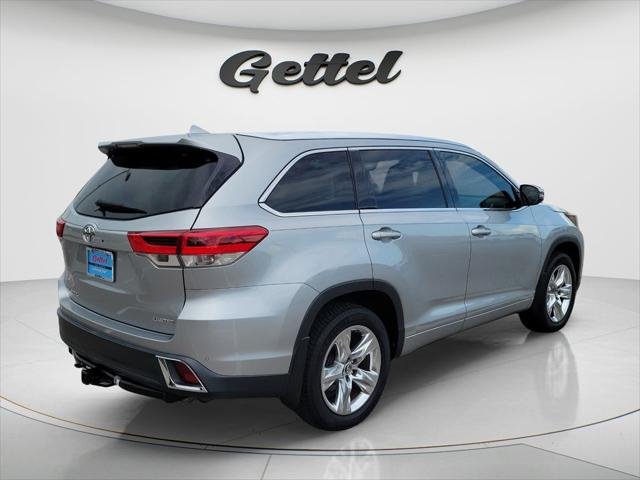 Certified Used 2019 CELESTIAL SILVER METALLIC Toyota  image 5