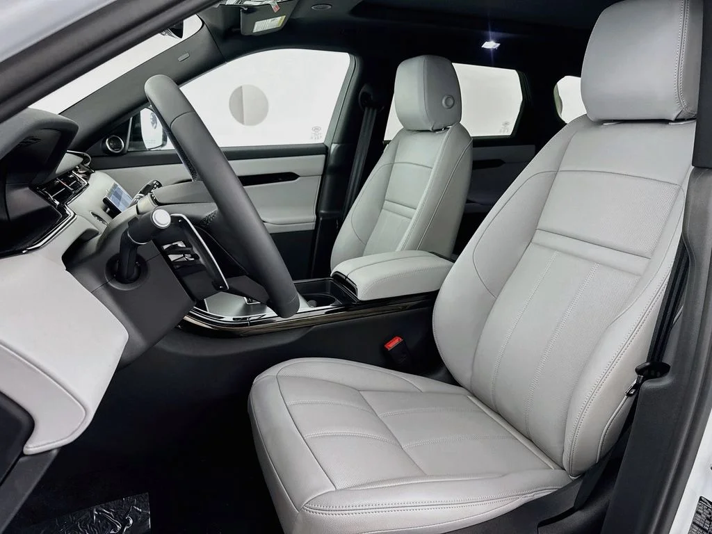 New 2026 Fuji White Land Rover Core S image 21