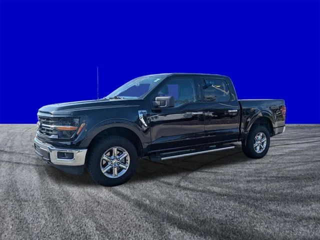 Certified Used 2025 Agate Black Metallic Ford XLT image 8