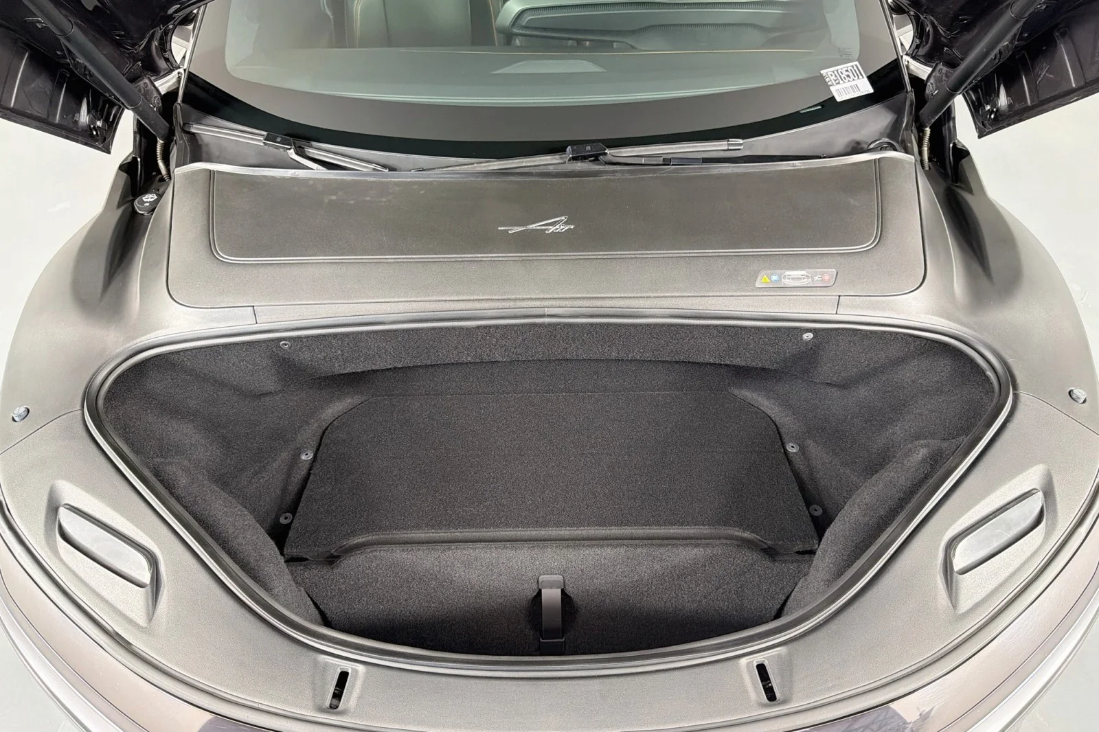 Used 2025 GRAY Lucid Touring image 21