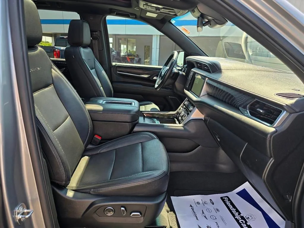 Used 2023 Sterling Metallic GMC Denali image 16