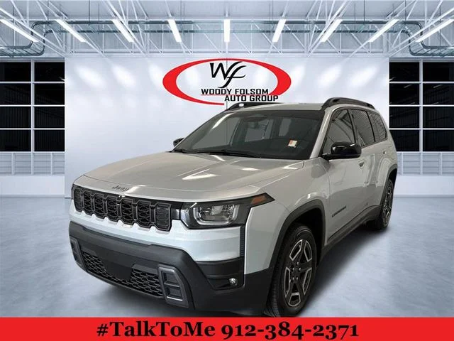 Used 2026 Silver Jeep Limited image 1