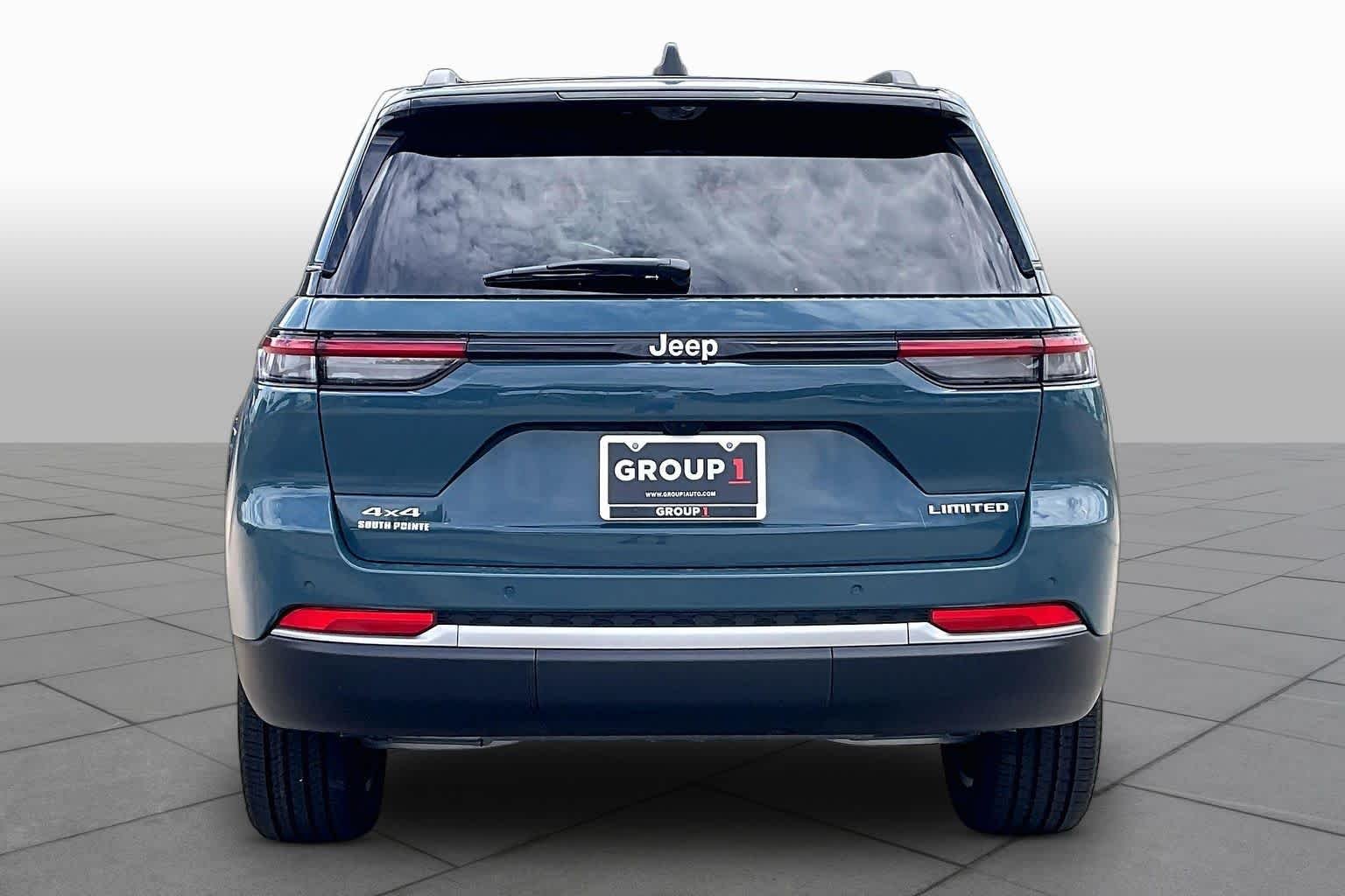 New 2026 Steel Blue Exterior Paint Jeep Limited image 4
