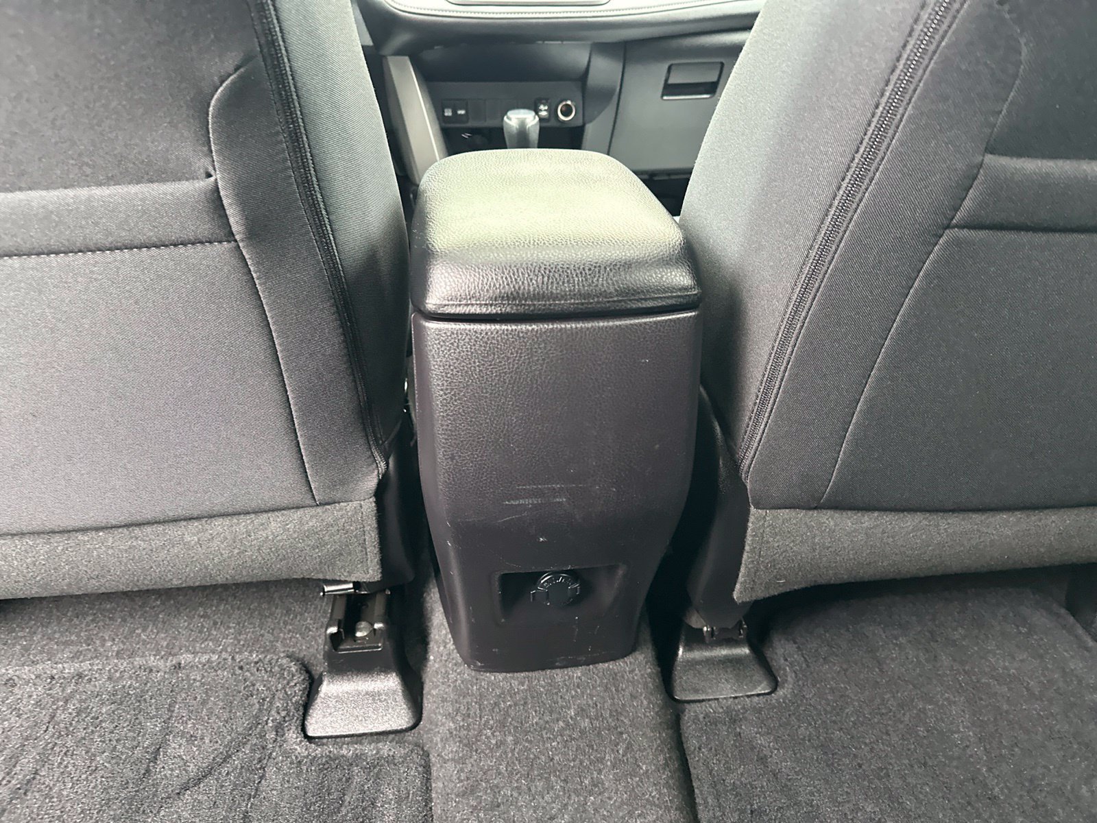 Used 2016 White Toyota XLE image 20