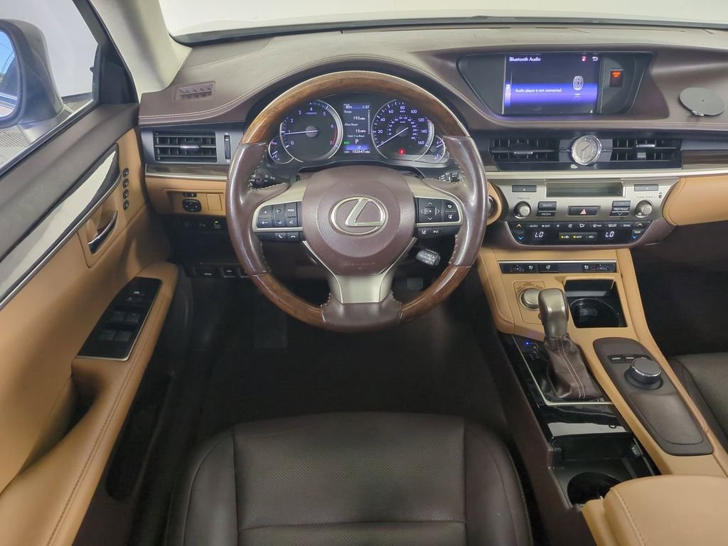 2018 Lexus ES 350 - Photo 17