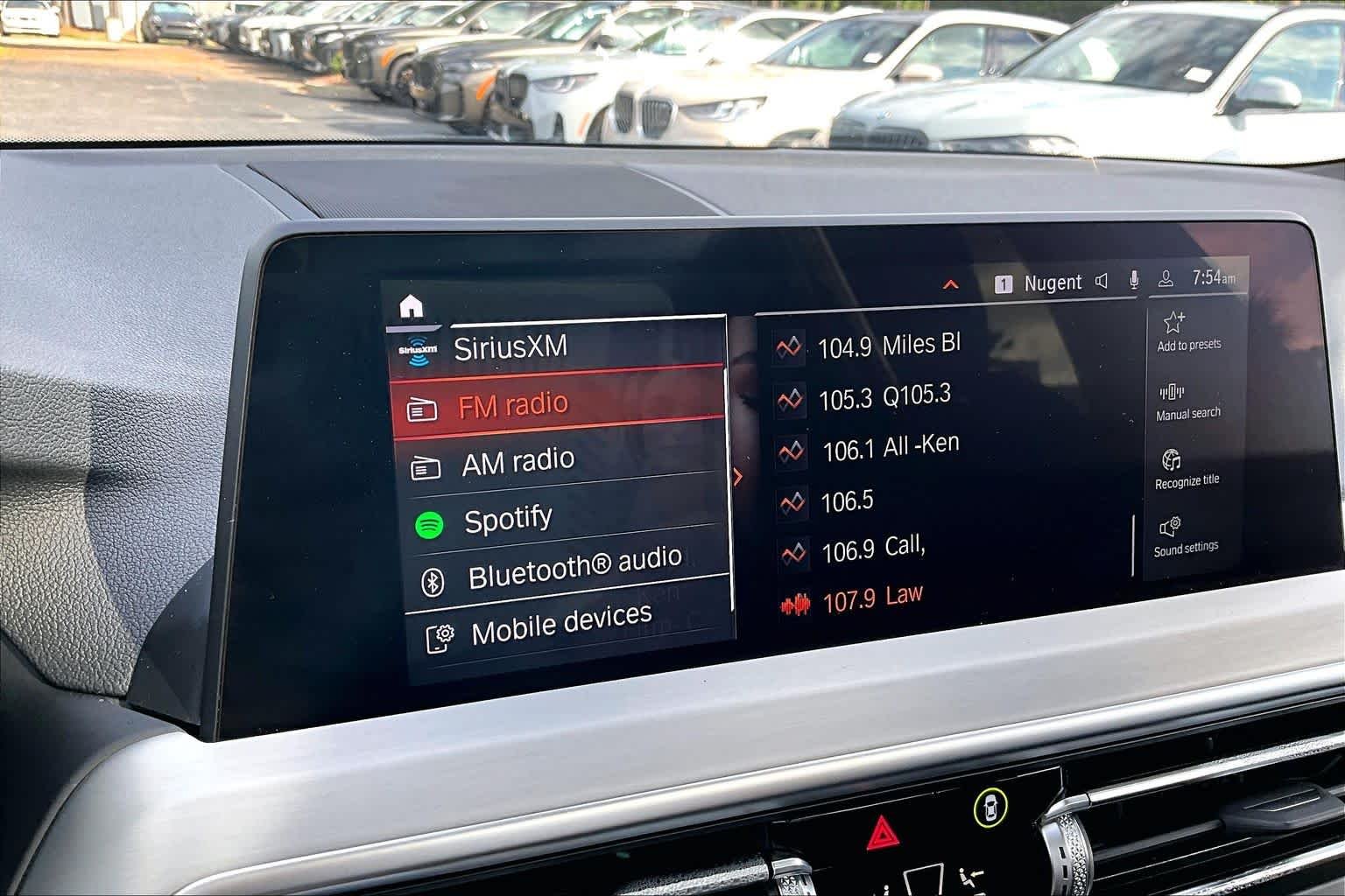 Used 2024 Alpine White BMW sDrive30i image 36