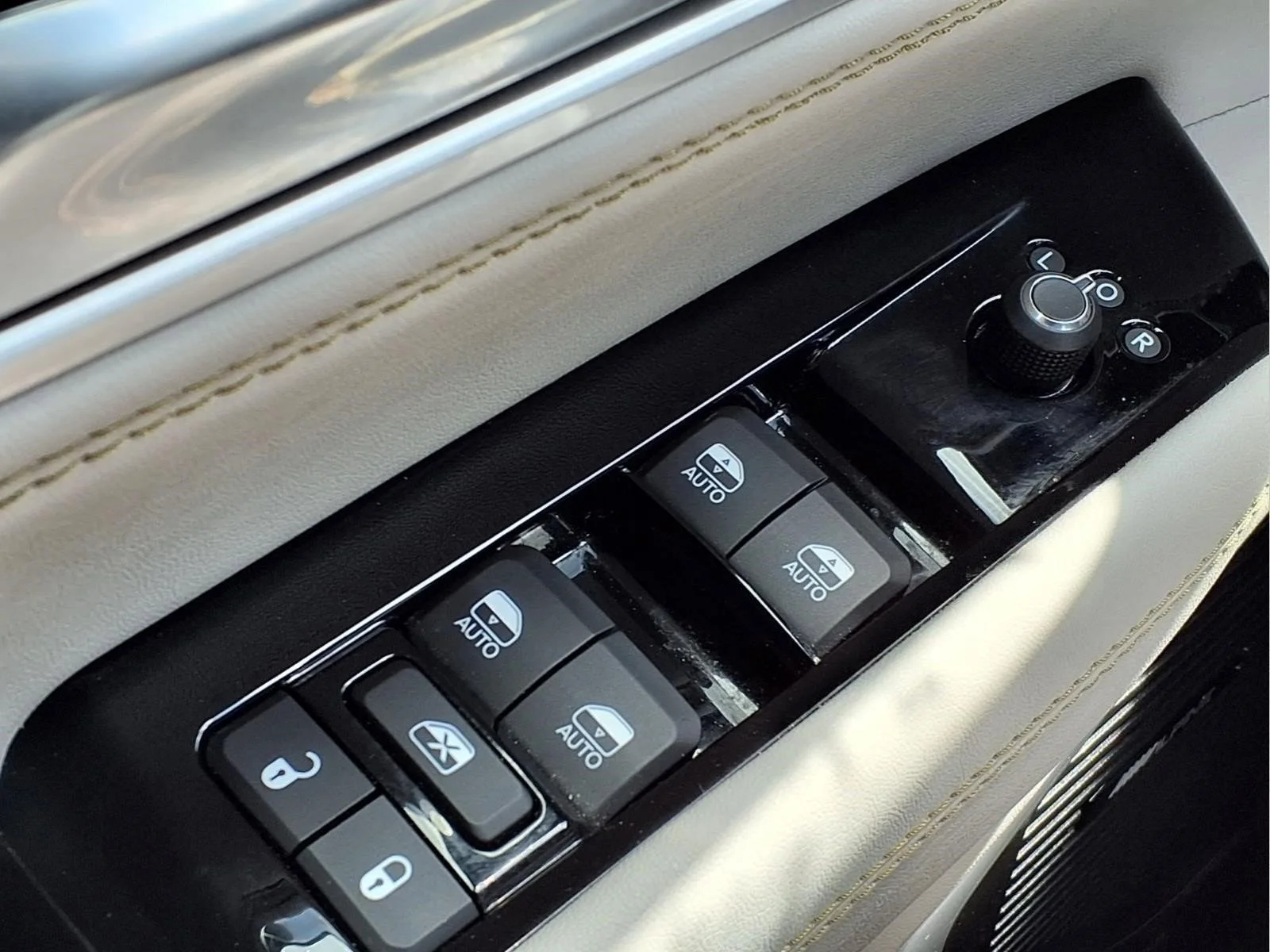 Used 2023 River Rock Jeep Series II image 18