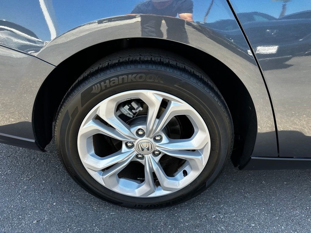 Used 2024  Honda LX image 11