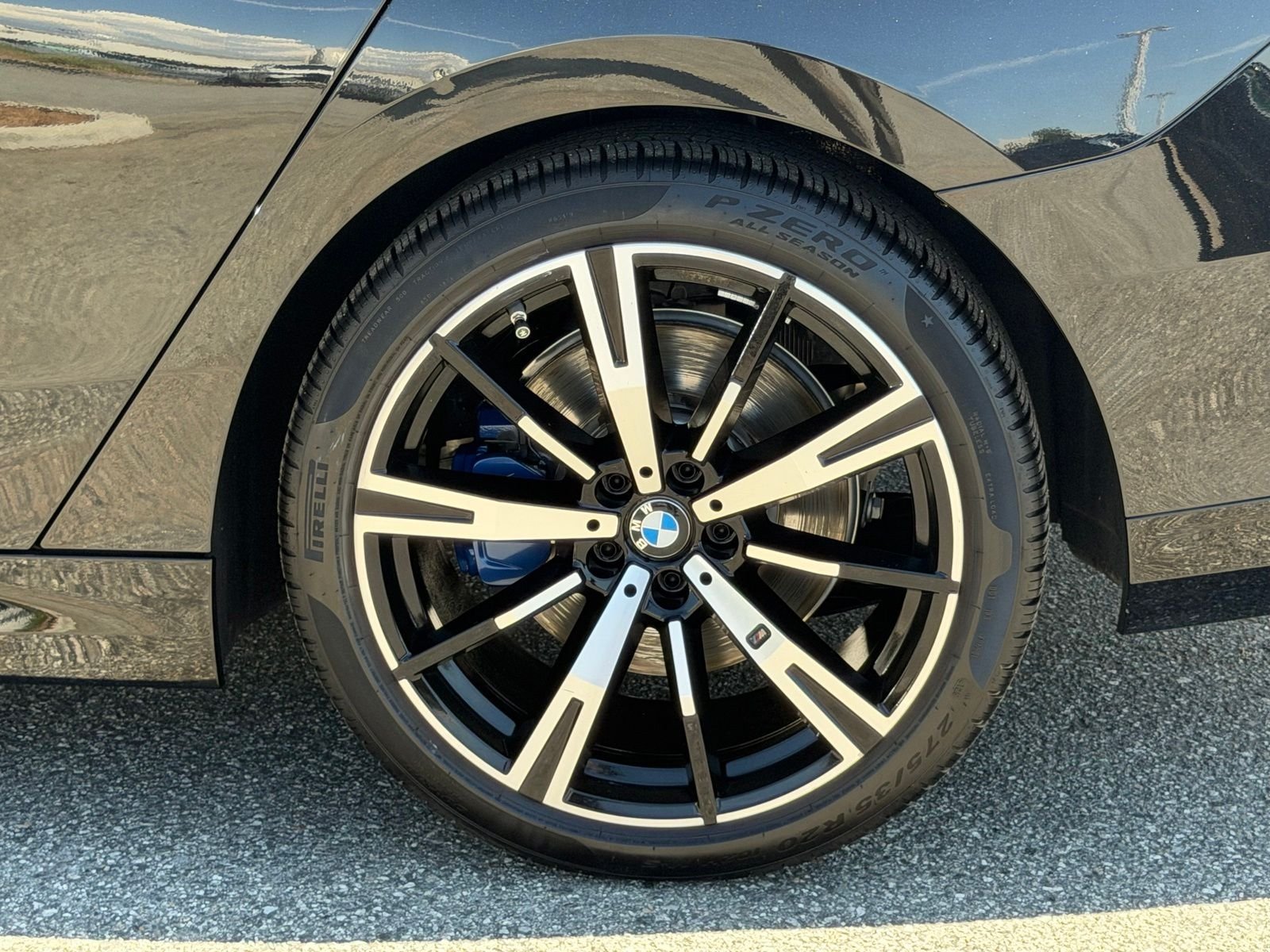 Used 2026 Black Sapphire Metallic BMW 530i xDrive image 19