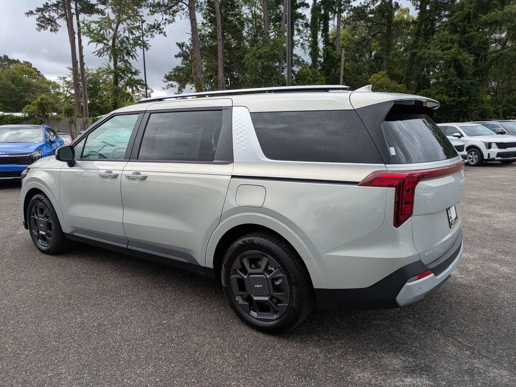 New 2026 Ivory Silver Kia EX image 6