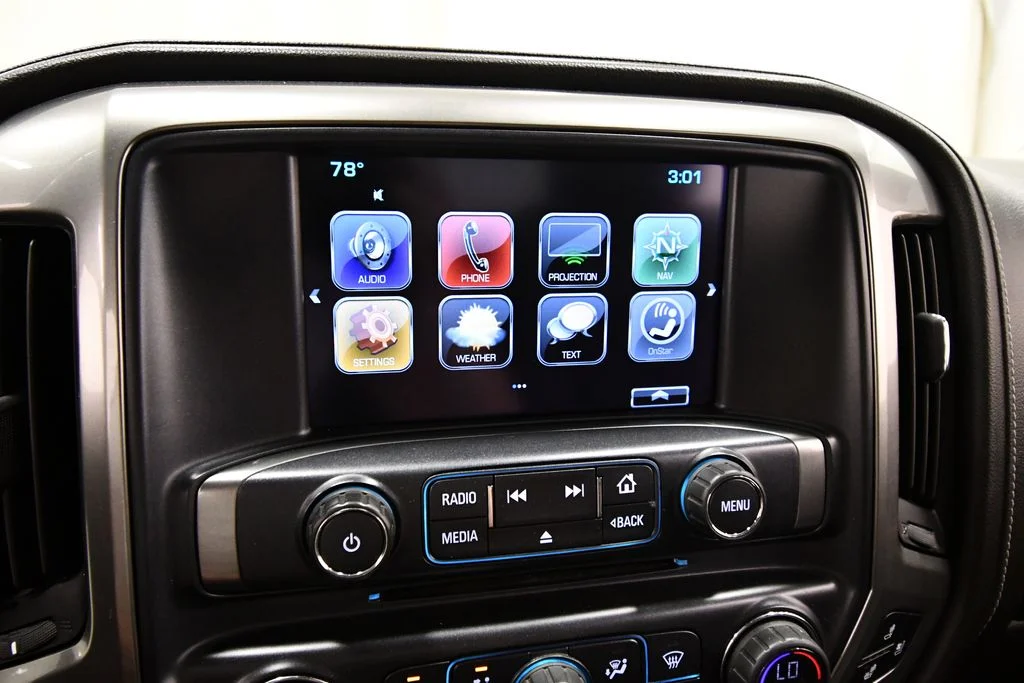 Used 2018 Blue Chevrolet LTZ image 22