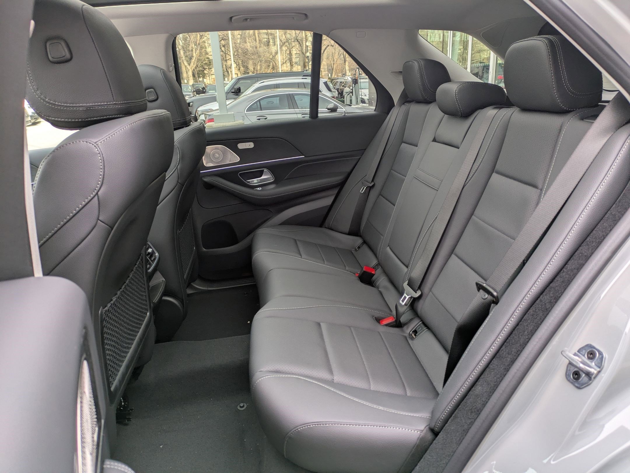 New 2026 MANUFAKTUR Alpine Grey Mercedes-Benz GLE 350 image 16