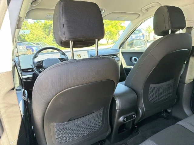 Used 2023 Black Hyundai SE image 37