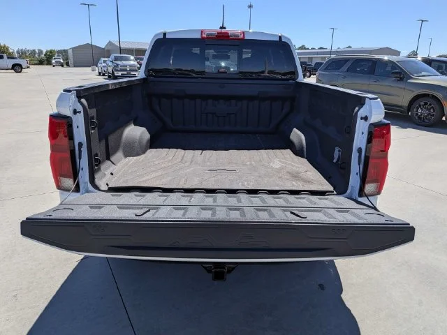 Used 2023 White Chevrolet Z71 image 12