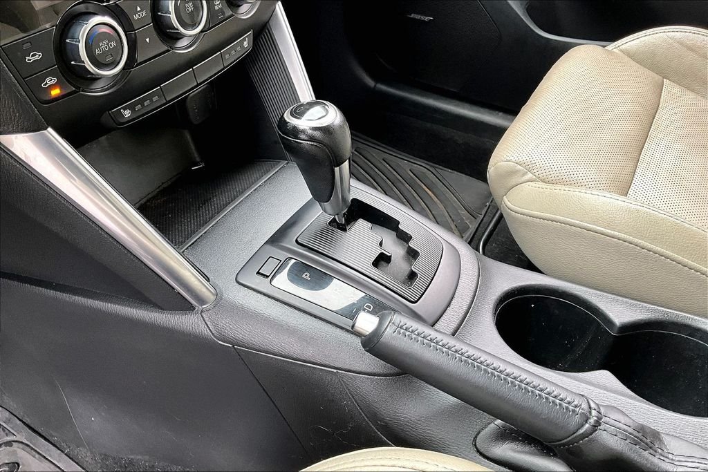 Used 2014 White Mazda Grand Touring image 12