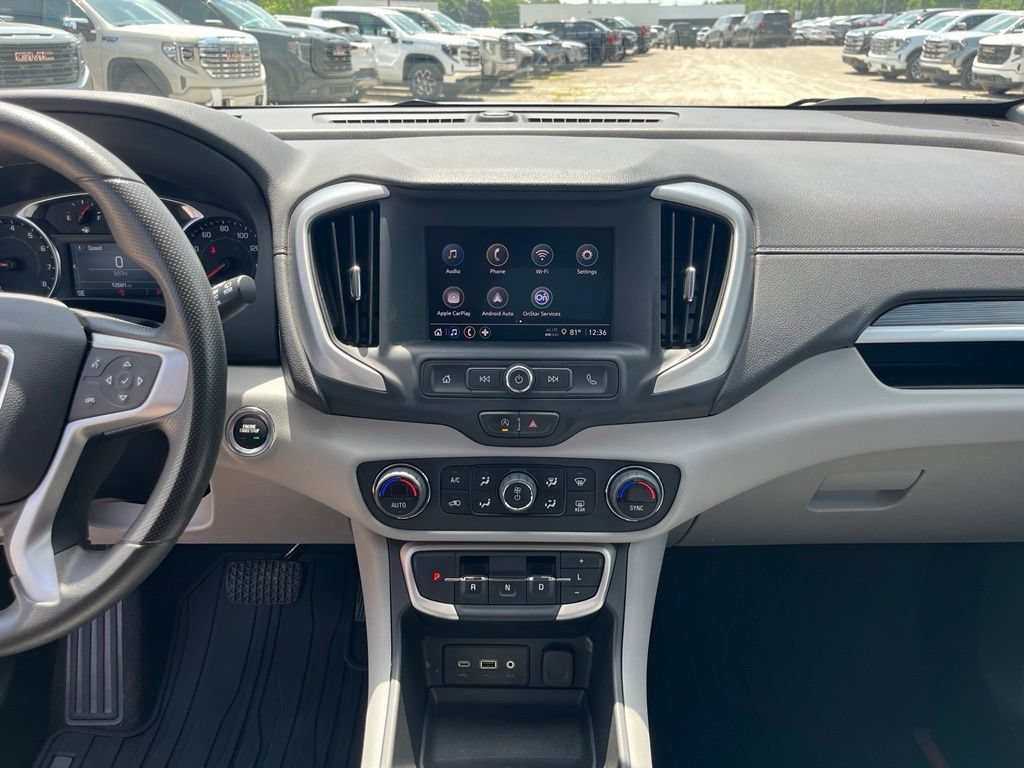 Used 2024 Sterling Metallic GMC SLE image 26