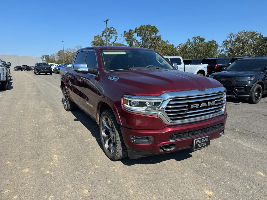Used 2020 Delmonico Red Pearlcoat Ram Longhorn image 3