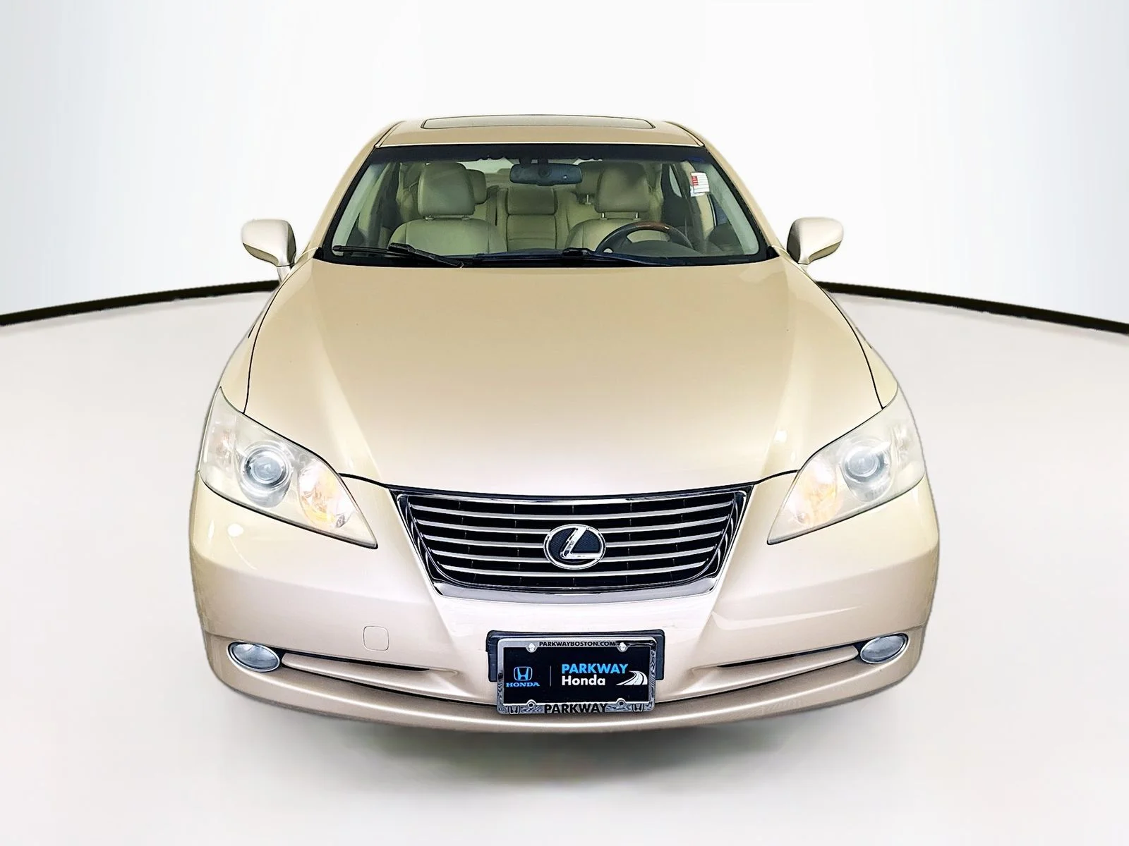 Used 2009 Beige Lexus 350 image 2