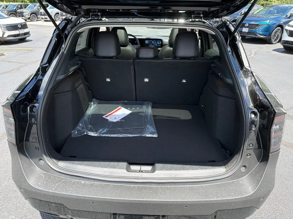 New 2026 Super Black Nissan SR image 25