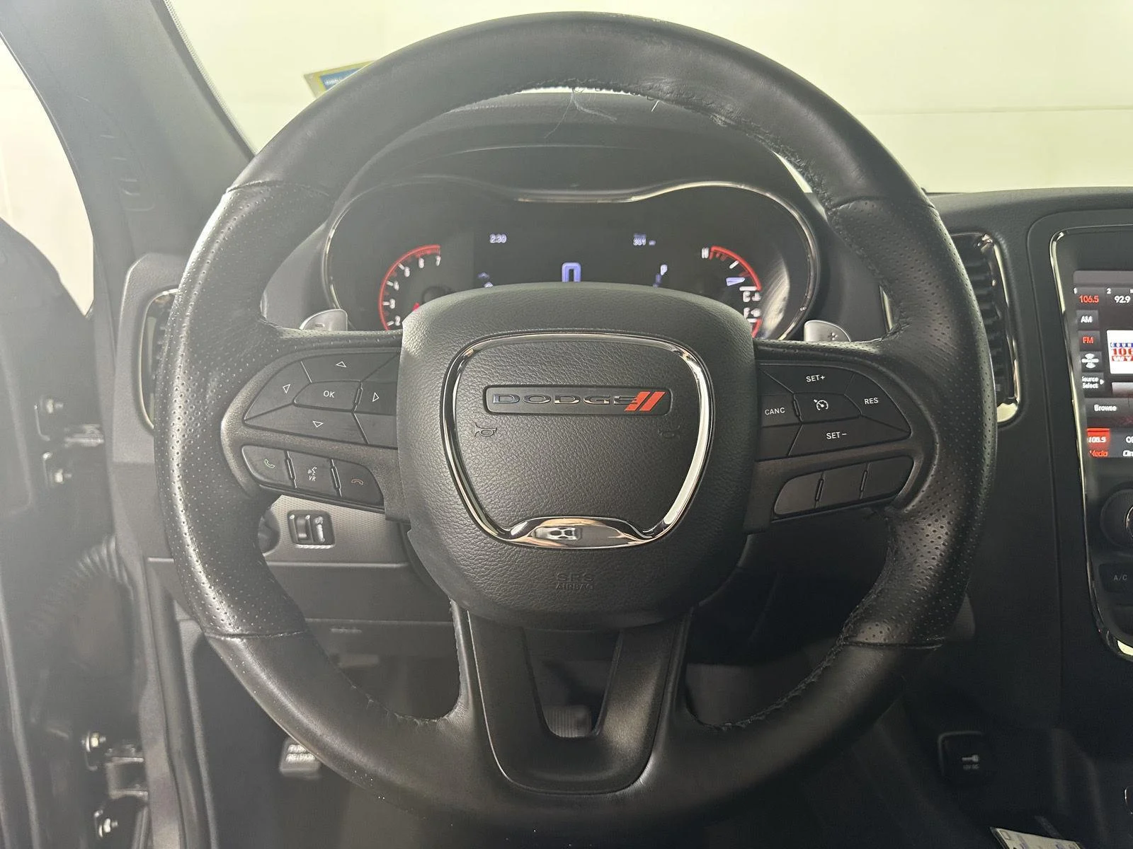 Used 2020 Granite Crystal Metallic Dodge R/T image 4