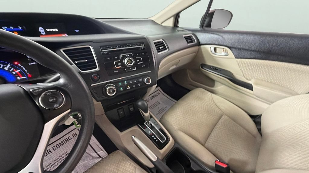Used 2015 Gray Honda LX image 19