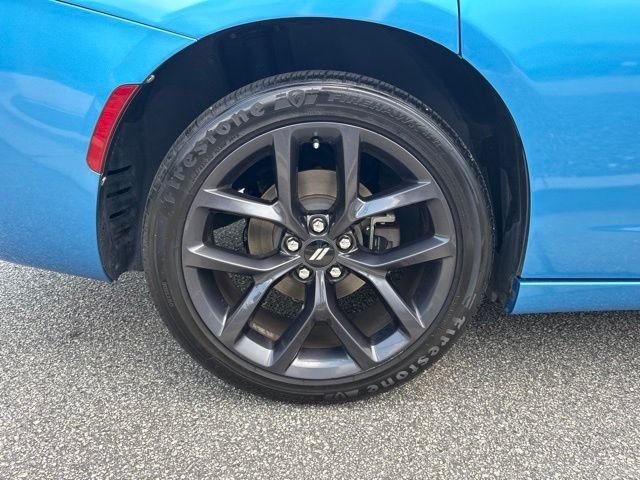 Used 2019 B5 Blue Pearlcoat Dodge SXT image 9