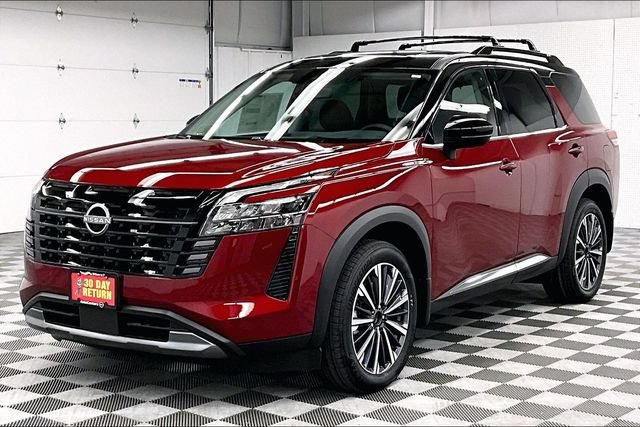 New 2026 Scarlet Ember Tintcoat/Super Black Nissan Platinum image 2