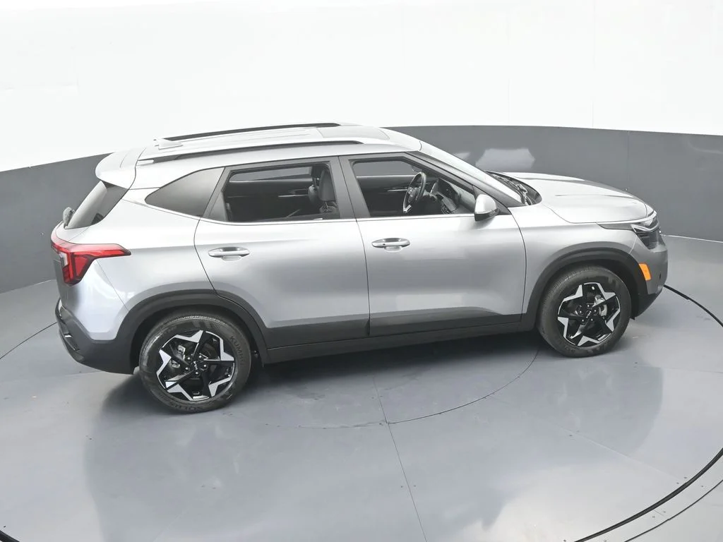 Used 2025 Steel Gray Kia EX image 49