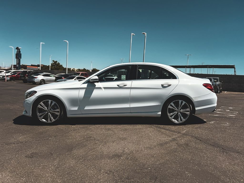 Used 2018 White Mercedes-Benz C 300 image 2