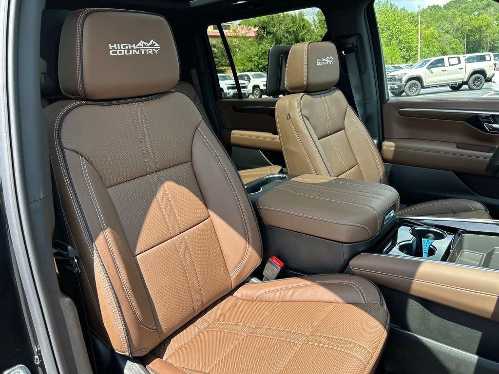 2026 Chevrolet Suburban High Country - Photo 46