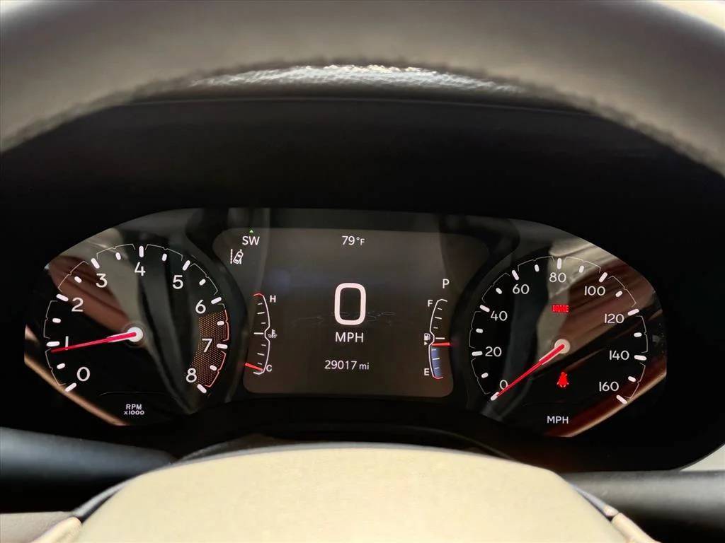 Used 2025 White Jeep Limited image 22