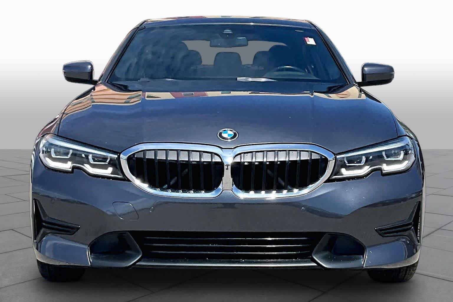 Used 2022 Mineral Grey Metallic BMW 330i image 3