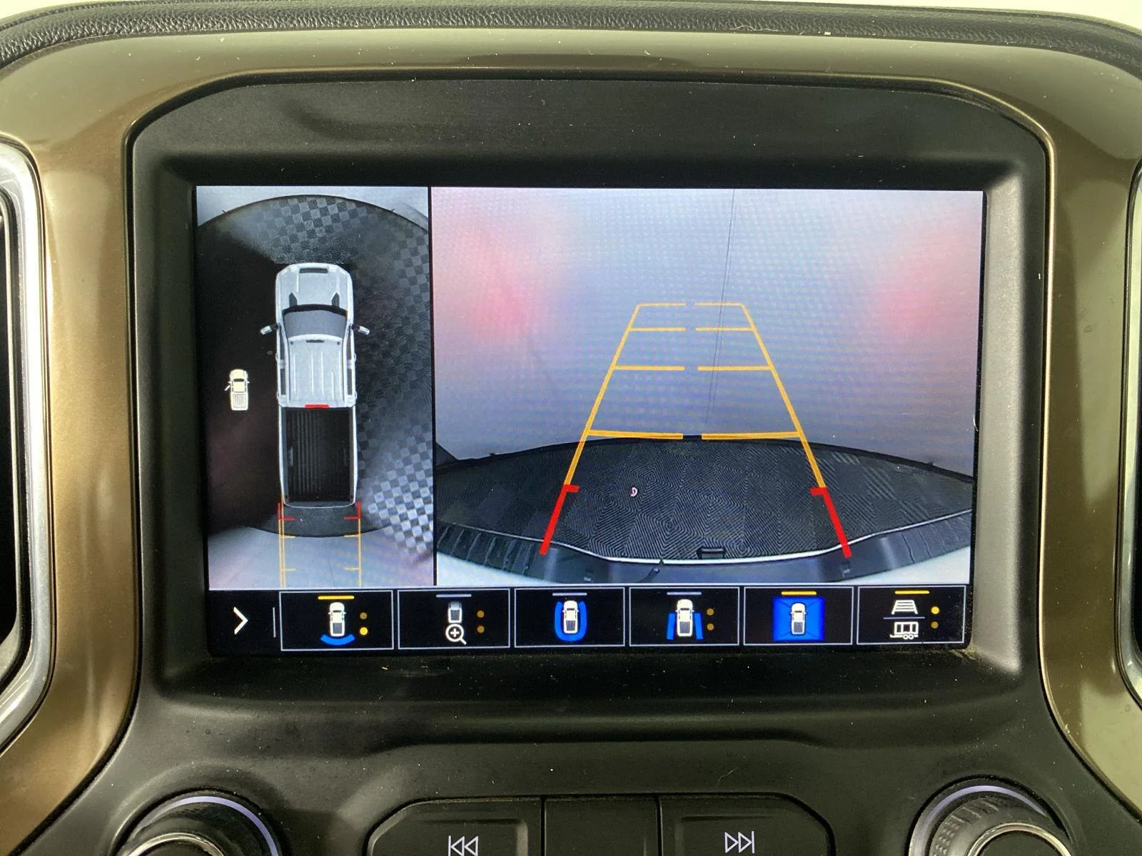 Used 2021 Iridescent Pearl Tricoat Chevrolet High Country image 19