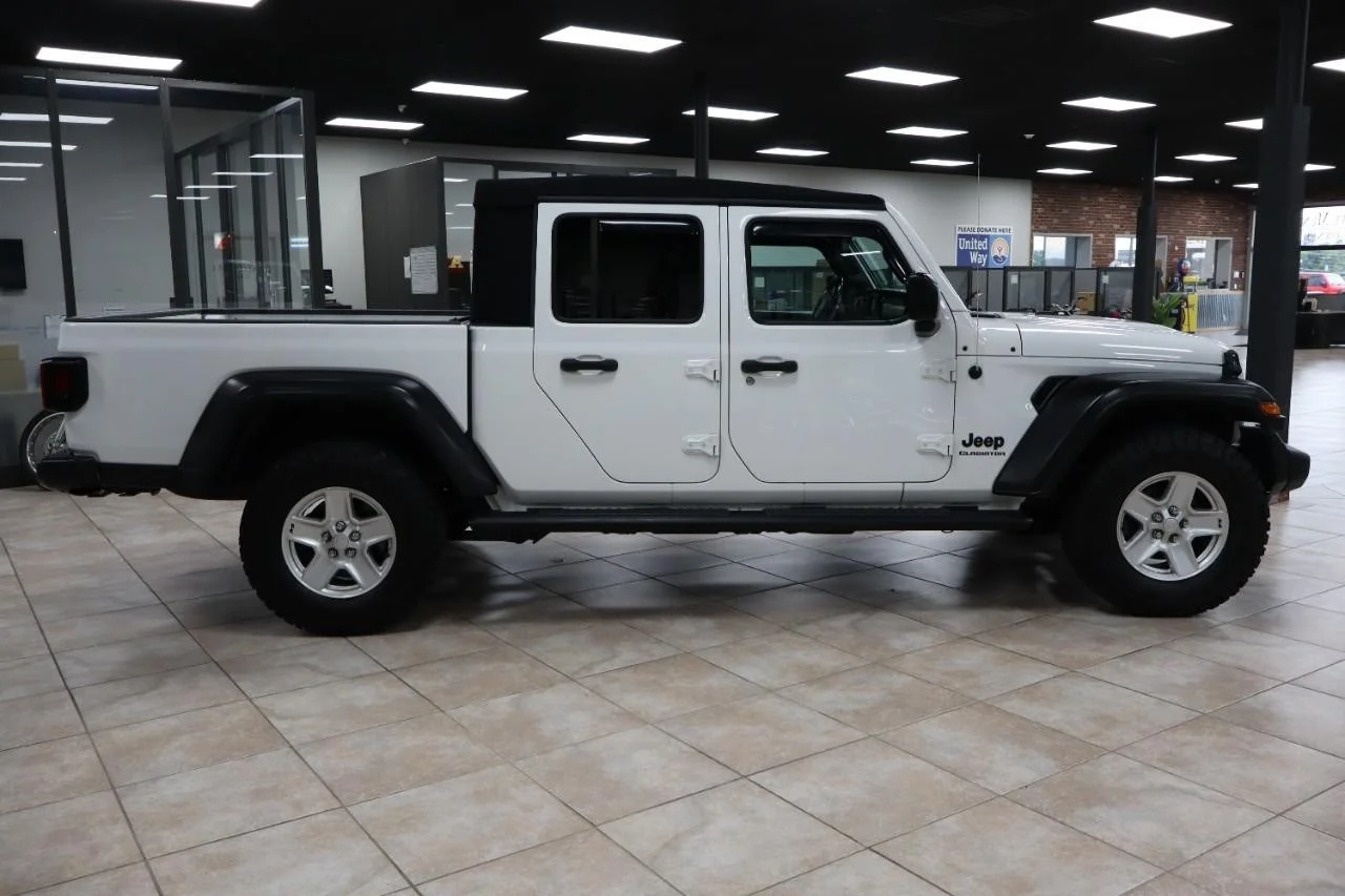 Used 2020 Bright White Clear Coat Jeep Sport S image 6