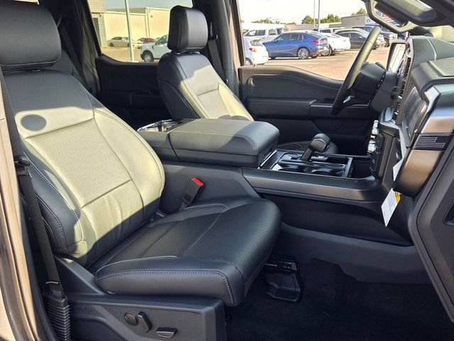 New 2026 Carbonized Gray Metallic Ford Lariat image 17