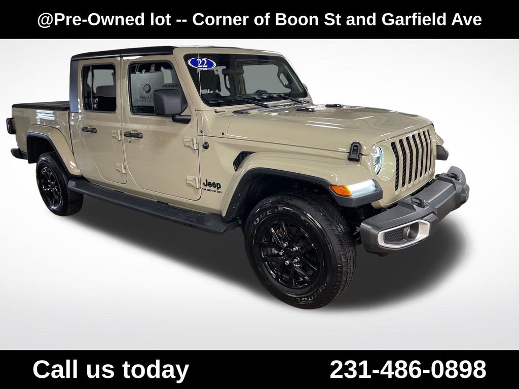 Used 2022 Beige Jeep Sport image 7