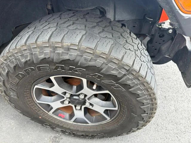 Used 2019 Orange Jeep Unlimited Rubicon image 5