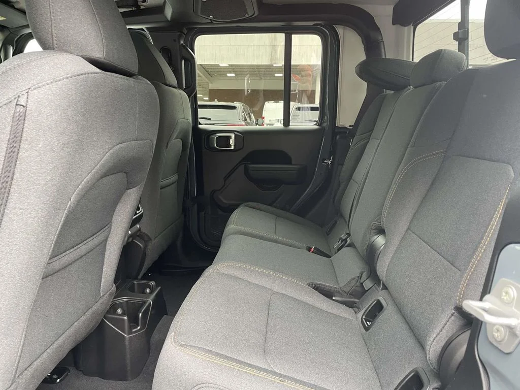 New 2026 Anvil Clearcoat Jeep Sport S image 19