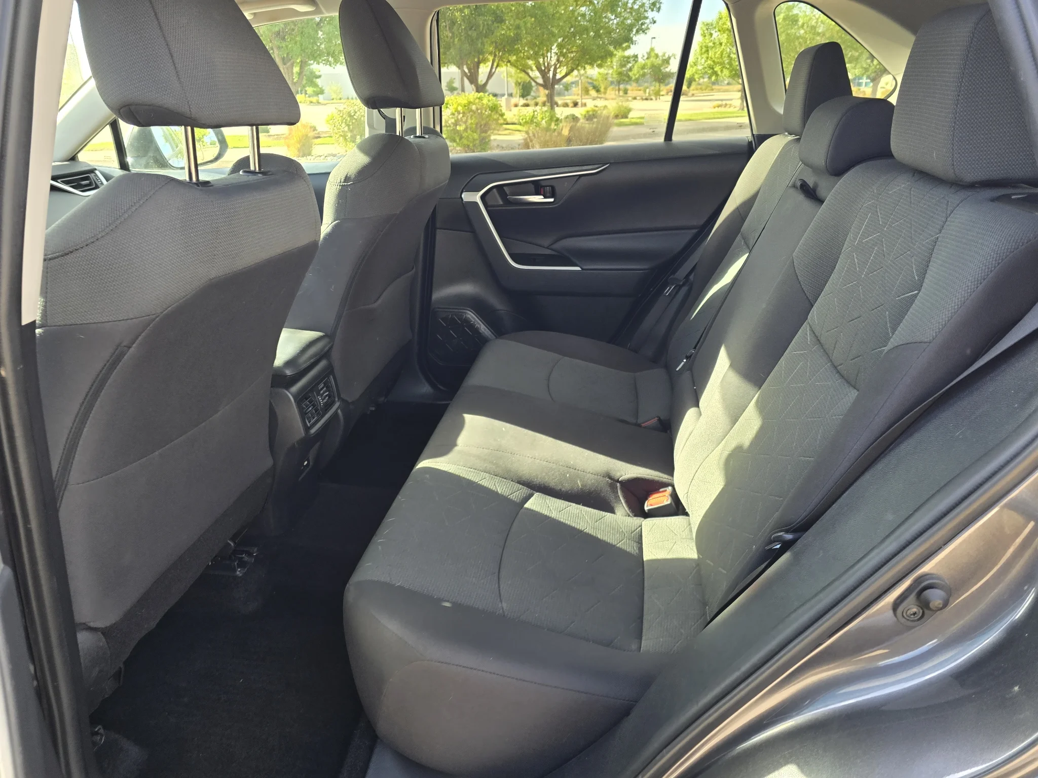 Used 2021 Magnetic Gray Metallic Toyota XLE image 14