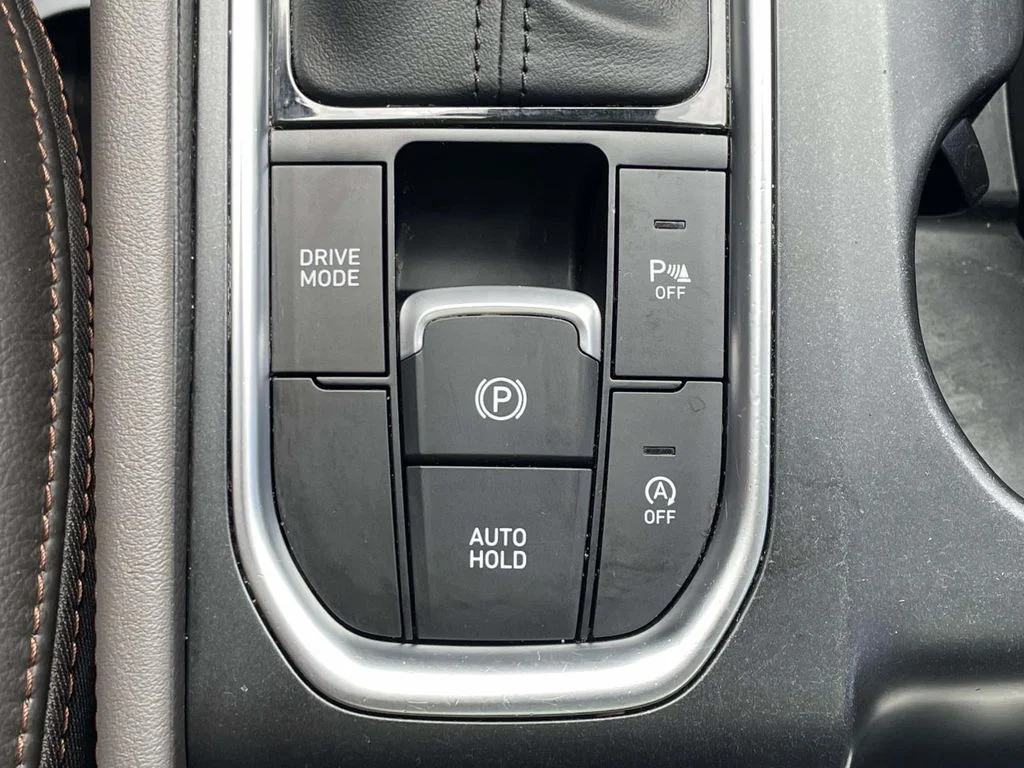 Used 2020 Black Hyundai SEL image 32