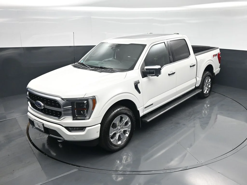 Used 2023 White Ford Platinum image 36