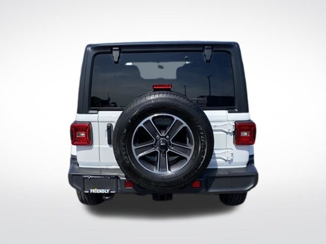 Used 2023 White Jeep Sahara image 4