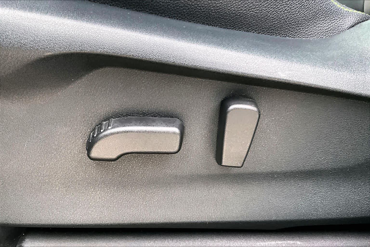 Used 2023 Magnetite Gray Metallic Subaru Onyx Edition image 31