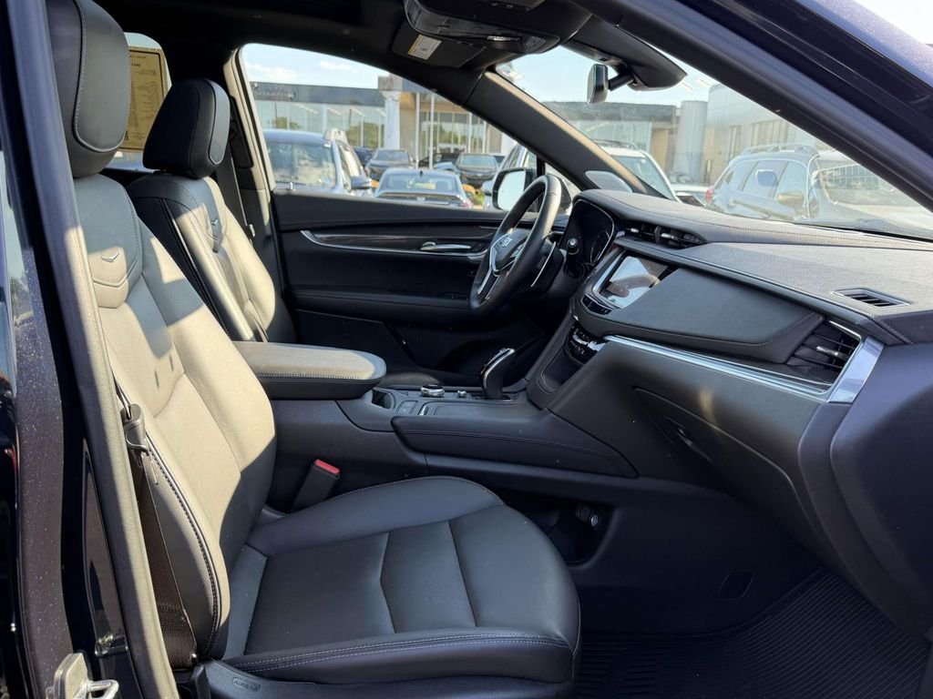 Used 2022 Blue Cadillac Sport image 12