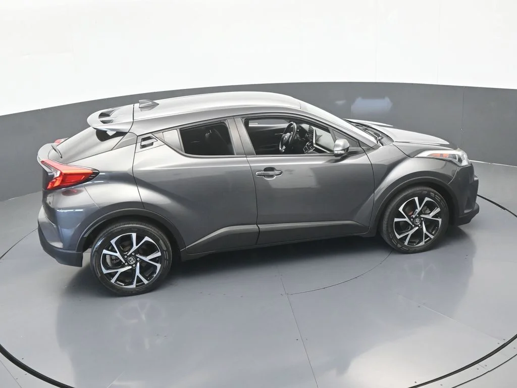 Used 2019 Magnetic Gray Metallic Toyota XLE image 43
