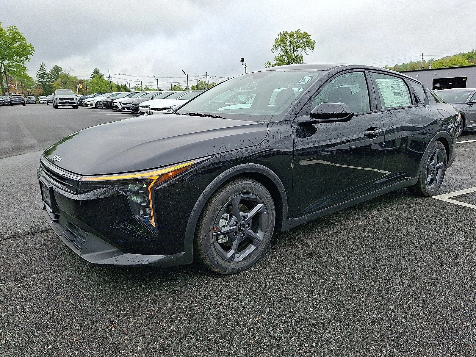 New 2026 Aurora Black Pearl Kia LXS image 3