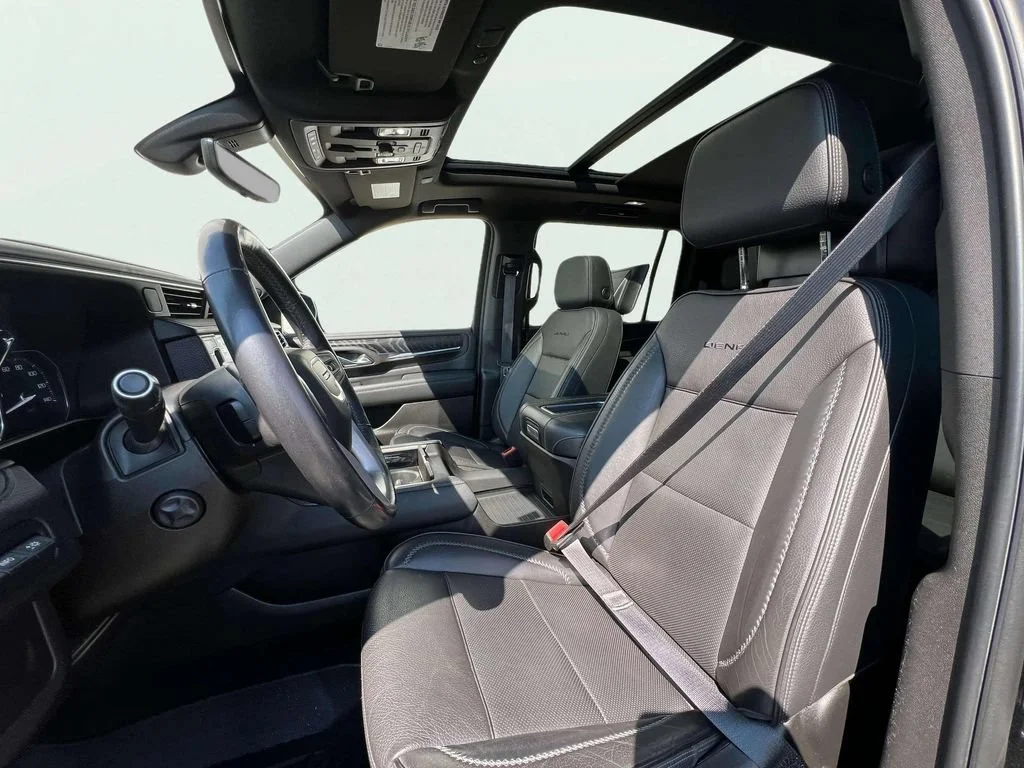 Used 2021 ONYX BLACK GMC Denali image 17