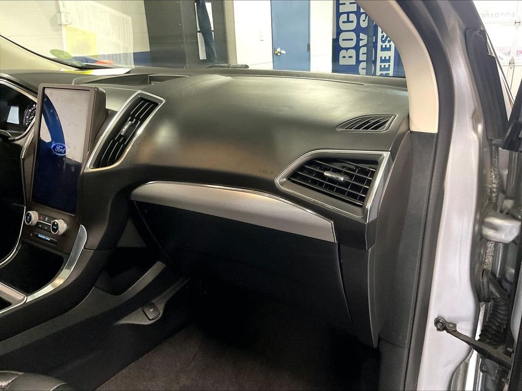 Used 2021 Silver Ford Titanium image 13