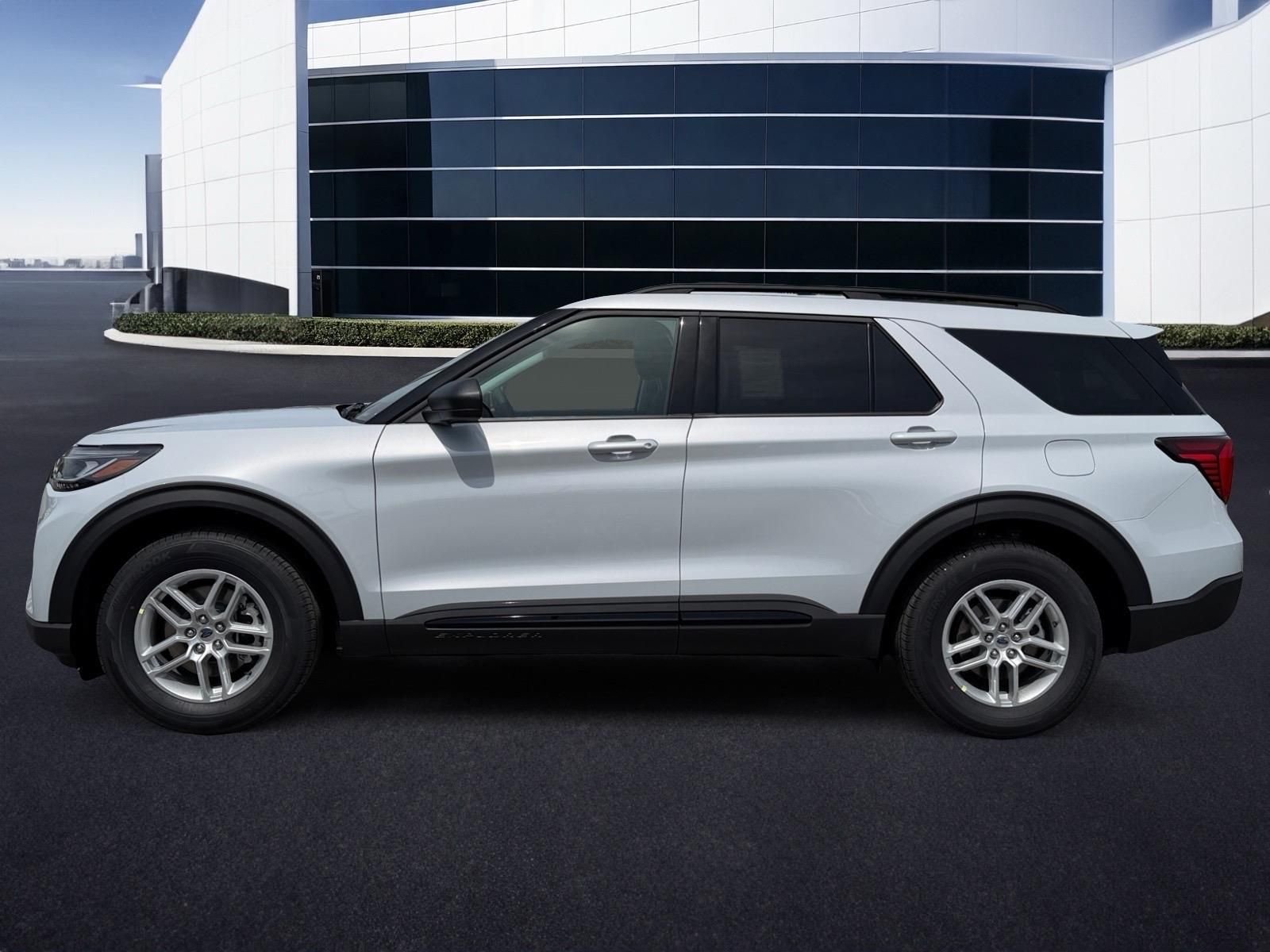New 2026 Space White Metallic Ford Active image 8